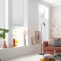 Weißes Schöner Wohnen Plissee Milla, 50x130 cm, im modernen Wohnraum mit Fenster.