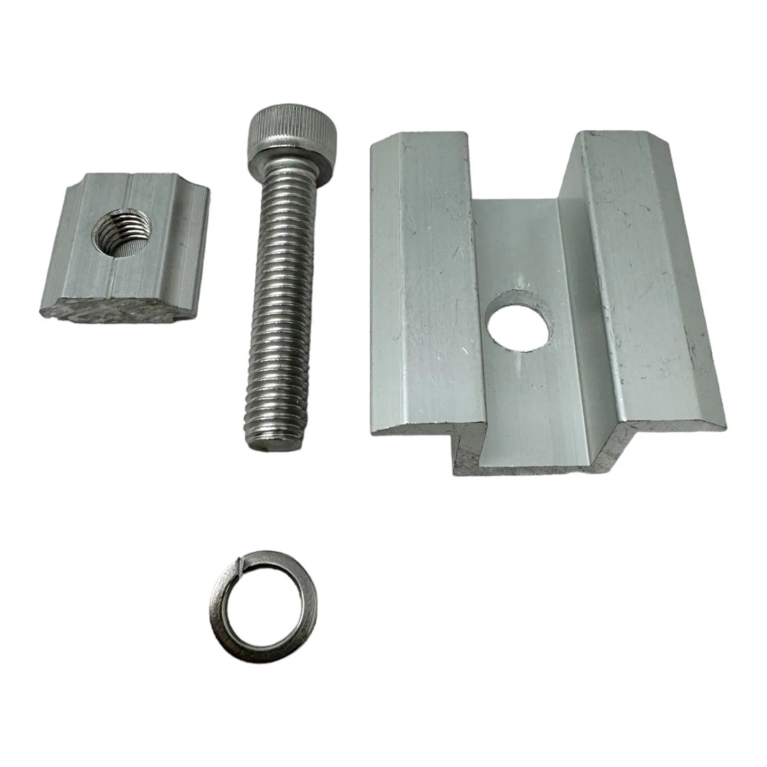 Silberne Aluminium Mittelklemme für Solarpanele mit Schraube, Mutter und Unterlegscheibe. Dachbefestigung für Solaranlagen.