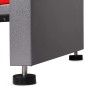 Detailaufnahme der verstellbaren Füße der roten Ondis24 Werkbank Harry 160 cm.
