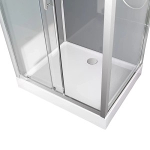 Rechteckige Duschbox mit weißer Duschwanne, klarem Sicherheitsglas und Chromprofilen. Schiebetür sichtbar.