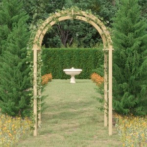 Imprägnierter Kiefer Rosenbogen im Garten, Rankhilfe für Rosen und andere Kletterpflanzen.