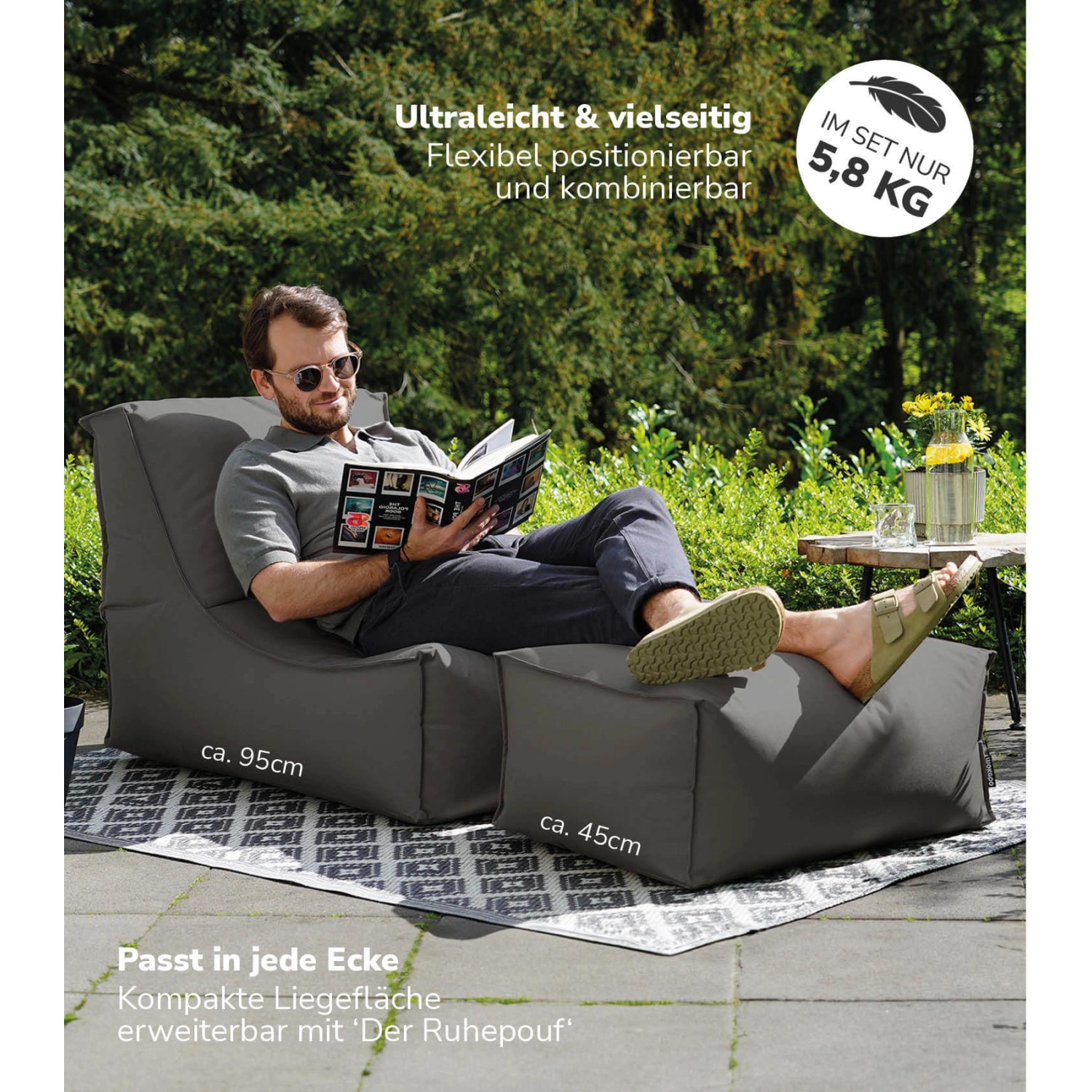 Grauer mokebo Sitzsack Sundowner mit Hocker für Kinder und Erwachsene im Garten.