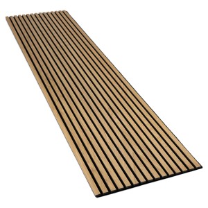 Akustikpaneel Eiche geölt, Wandverkleidung mit schwarzen MDF-Leisten auf Akustikfilz, 240 cm lang.