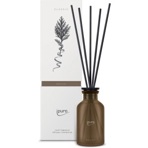 ipuro Raumduft Classic Cuir 75ml mit Duftstäbchen in braunem Glasflakon.