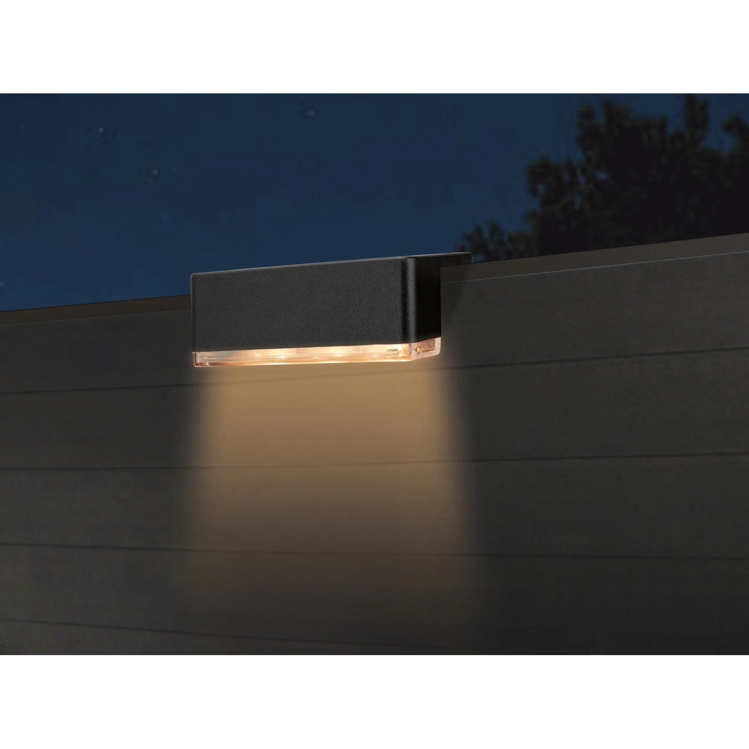 Schwarze LED Solar-Wandleuchte, 9,5 cm, für Aussenwandmontage.