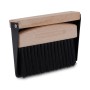 Kompaktes Relaxdays Tischkehrset aus schwarzem Metall und hellem Holz. Magnetischer Tischbesen mit Kehrschaufel für Krümel.