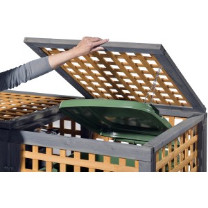 Geöffnete Gaspo Müllbox Kaprun für 1 Tonne mit grüner Mülltonne. Holz Mülltonnenbox mit Gittermuster.