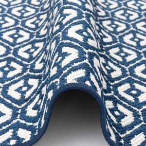 Dunkelblauer Snapstyle In- und Outdoor Teppich Cape Cod mit geometrischem Muster, 100x300 cm.