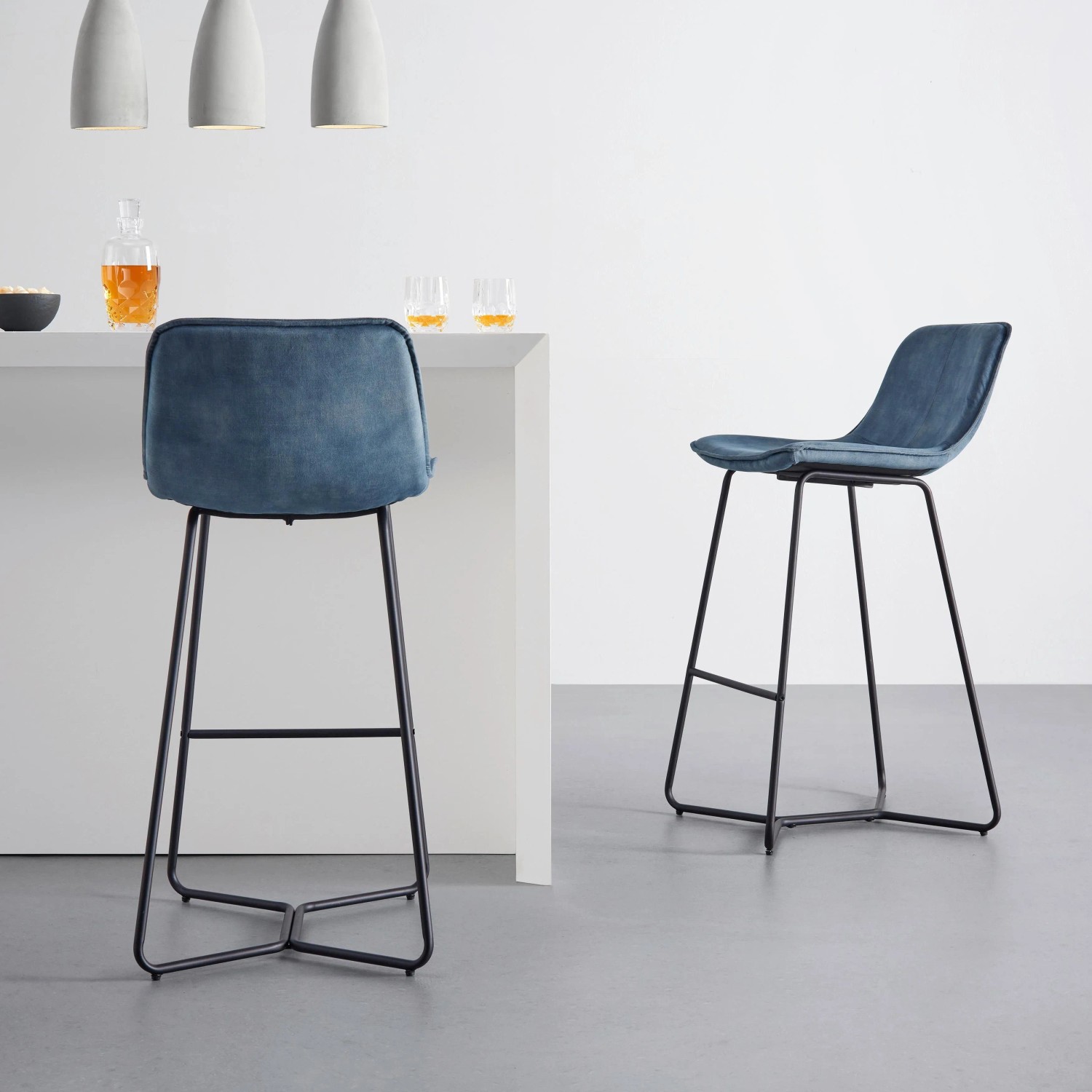 Bessagi Home Barhocker Nery Blau Samt Gepolstert_5