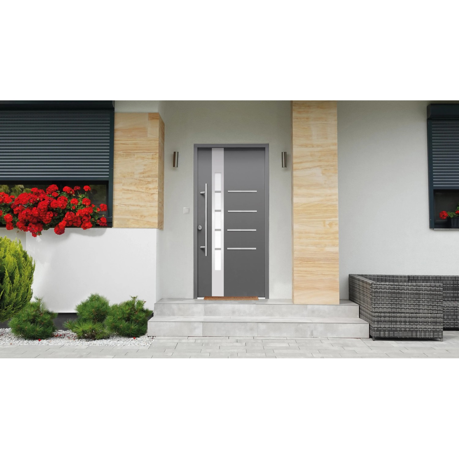 Anthrazitfarbene Splendoor Sicherheits-Haustür Berlin Prime RC2K mit Edelstahlapplikationen und Glaseinsatz.