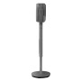 Grauer Midea Luftzirkulationsventilator MCF25GRB mit Standfuß, seitliche Ansicht.