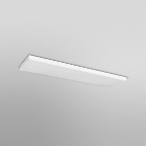 Weiße, rahmenlose Ledvance Smart+ WiFi Panelleuchte Planon (120x30 cm) an der Decke.
