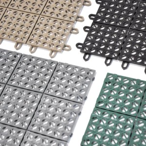 Ezooza Multiflex Fliesen in Beige, Schwarz, Grau und Grün. Drainierende Kunststofffliesen für den Außenbereich.