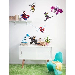 Wanddeko: Komar Deko-Sticker Spiderman Chasing im Kinderzimmer an der Wand.