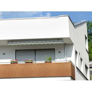 LOP Sichtschutzmatte Weide auf Balkon, 90x300 cm, braun. Ideal als Balkonsichtschutz.