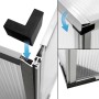 Detailaufnahme des Alu Frühbeet Gewächshauses: Eckverbinder und Aluminiumrahmen.