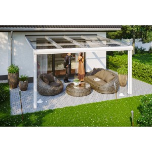 Weiße Skan Holz Terrassenüberdachung Modena mit Glasdach und Gartenmöbeln.