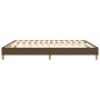 Dunkelbraunes vidaXL Boxspringbett 180x200 cm mit Holzlattenrost und Füßen.