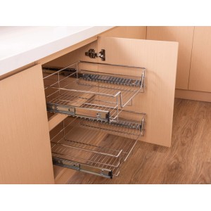 Verchromte Teleskopschublade für 60 cm Küchenschrank im Auszug.