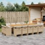 Beige 15-tlg. Garten-Essgruppe aus Polyrattan mit Holztisch und Stühlen mit Kissen.