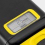 Detailaufnahme des Kärcher Akkus Battery Power 18/50 mit Ladestandsanzeige.