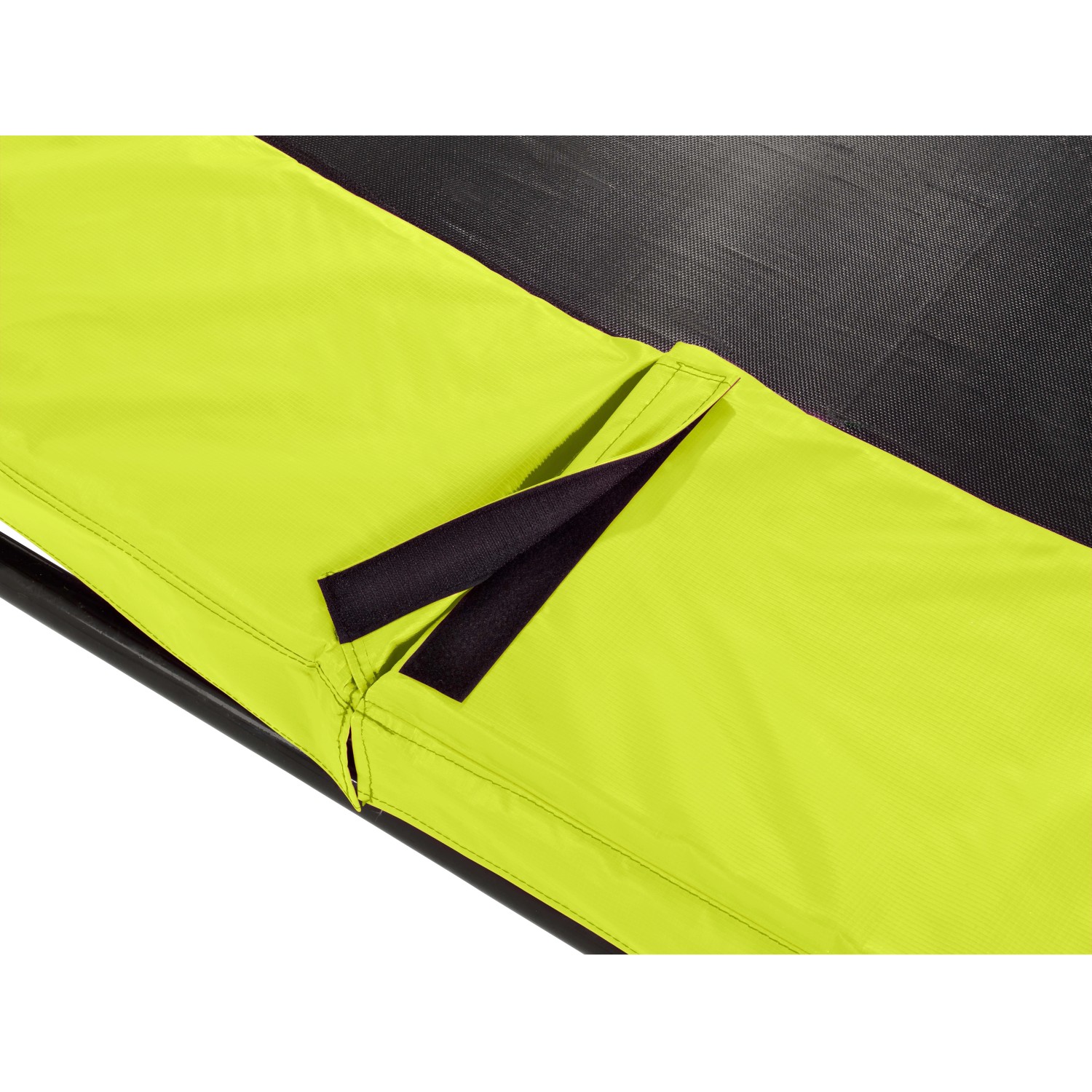 Detailaufnahme: Grünes EXIT Silhouette Trampolin D305cm mit Fußschutzsystem.