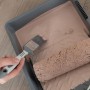 Wallpro Werkzeug-Set mit Farbrolle, Pinsel und Farbwanne für Wandfarbe.