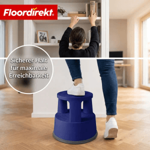 Blauer Floordirekt Rollhocker Elefantenfuß mit Person beim Erreichen eines Regals.