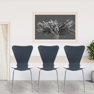Grauer Konferenzstuhl Calisto aus Holz mit Chromgestell. Modernes, stapelbares Design für Esszimmer & Büro.
