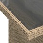Detailansicht: Beige Gartenmöbel aus Rattan mit Glasplatte. Teil der vidaXL Sofagarnitur.