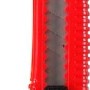 Rotes Abbrechmesser (18 mm) mit schwarzem Griffstück. Messer für Schneidarbeiten.