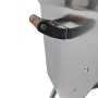 Detailaufnahme: Griff des Grillpeter Mangal Ararat Schaschlikgrills aus Edelstahl.