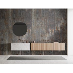Badezimmer mit Wandverkleidung Rock the Wall Native Steel in Rostoptik.