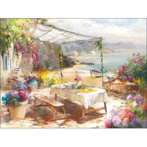 Leinwandbild „Whisper Of Summer“ (57x77 cm): Gemaltes Küstenmotiv mit gedecktem Tisch und Blumen.