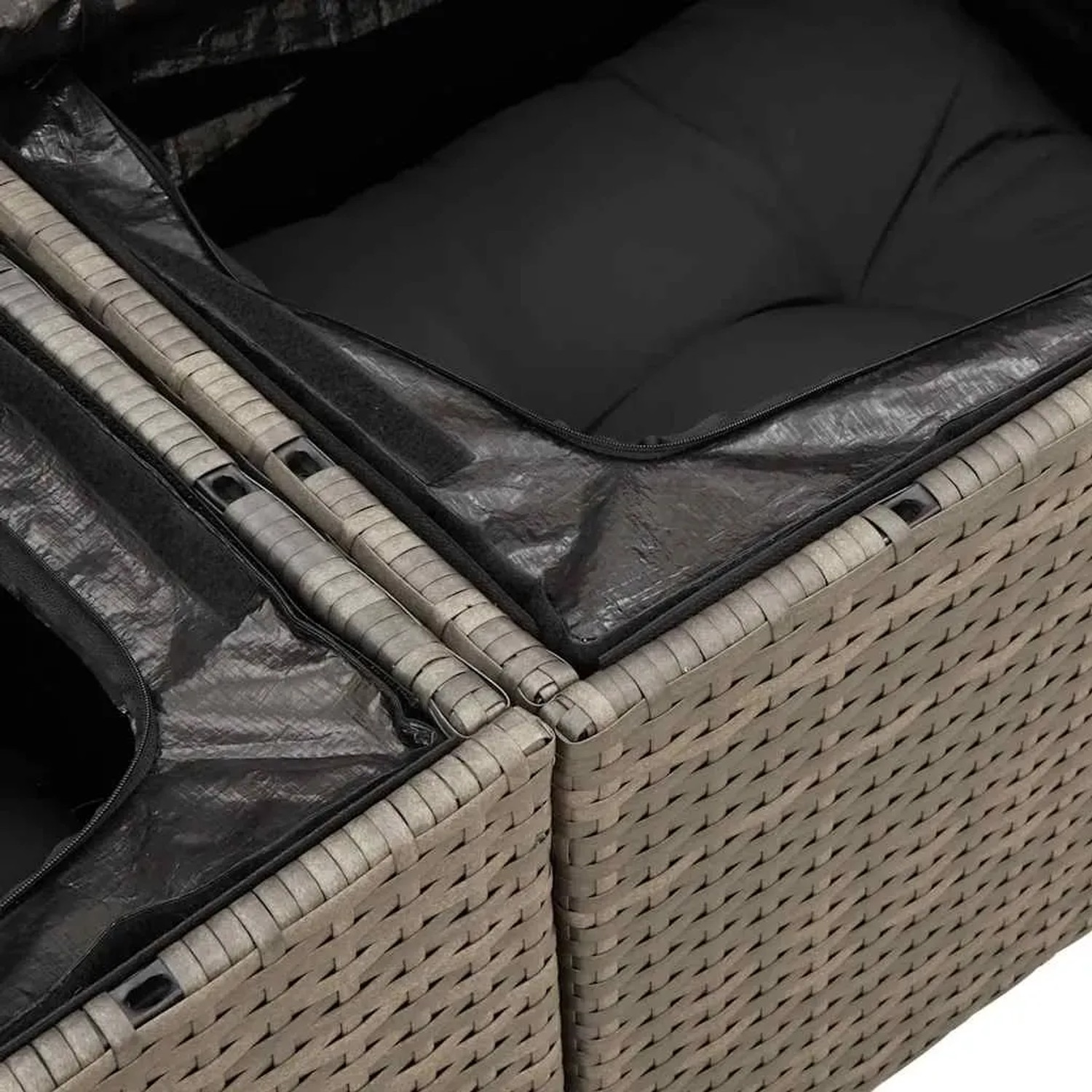 Detailansicht der grauen vidaXL Garten-Sofagarnitur aus Rattan mit Kissen und wasserfestem Stauraum.