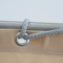 Detailaufnahme: Floracord Balkonverkleidung Sisal mit Kordel und Öse am Geländer.
