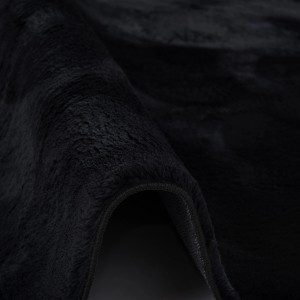 Detailansicht: Schwarzer, weicher Fellteppich Pergamon Luxus Super Soft, 160x230cm.