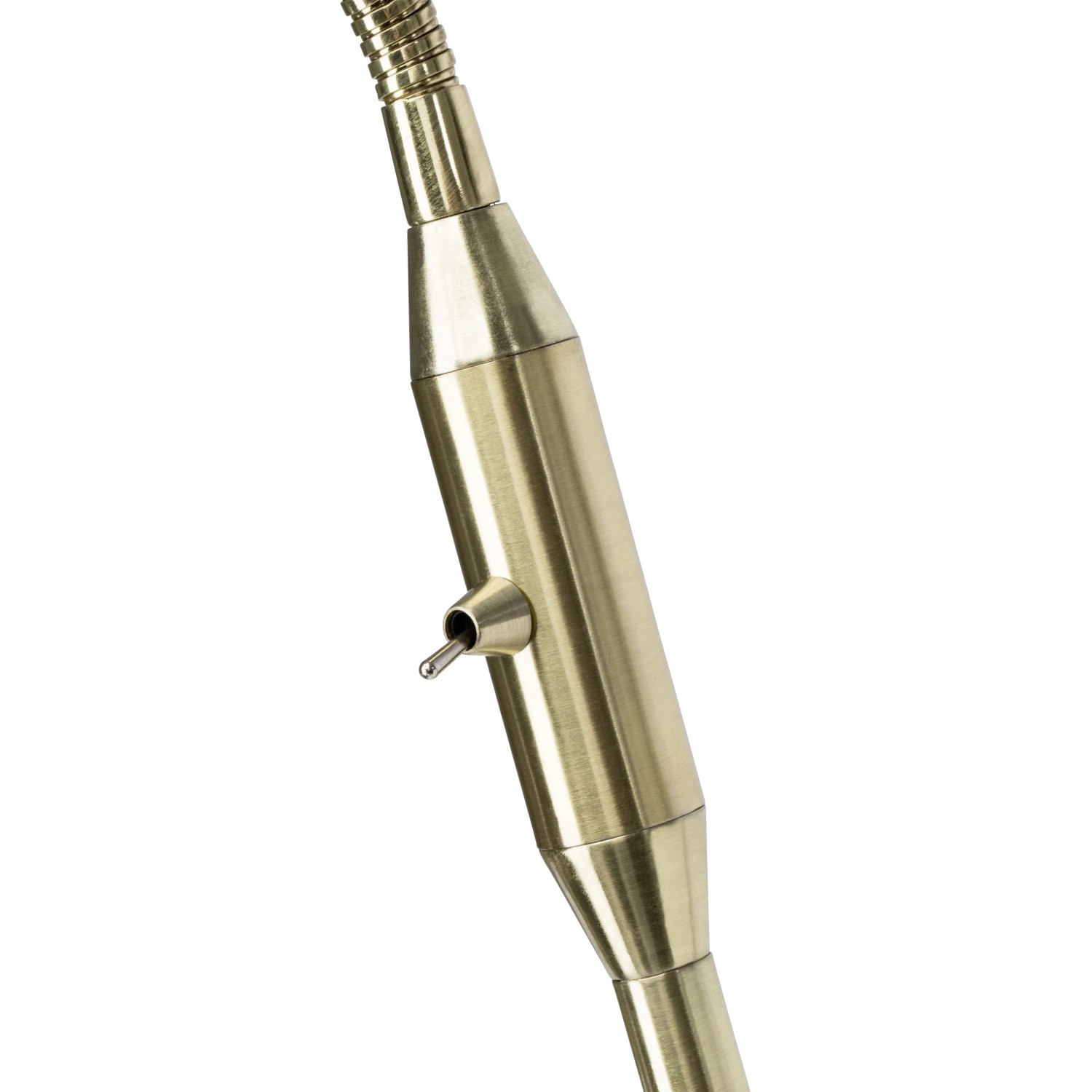 Detailaufnahme: Gebürstete Messing LED-Stehlampe Philo mit Kippschalter.