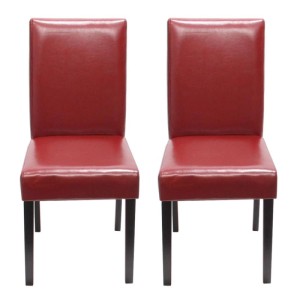 Zwei rote Esszimmerstühle aus Leder mit dunklen Holzbeinen. Modernes Polsterstuhl 2er-Set für Esszimmer.