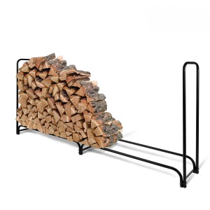 Schwarzes KARAT Kaminholzregal Patmos (232x114x36 cm) mit gestapeltem Brennholz.