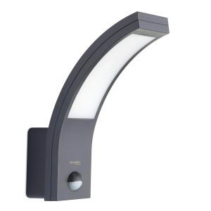 Oktaplex LED Außenleuchte Rio Anthrazit mit Bewegungsmelder, warmweißes Licht.