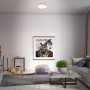 Weiße Brilo LED-Deckenleuchte Runa, 16 W, in modernem Wohnraum.