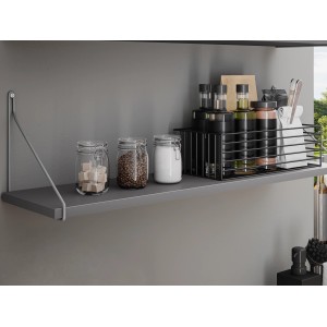 Anthrazitfarbenes MDF-Wandregal Oldham (80x20cm) mit Deko-Elementen. Modernes Design für Regale & Regalböden.