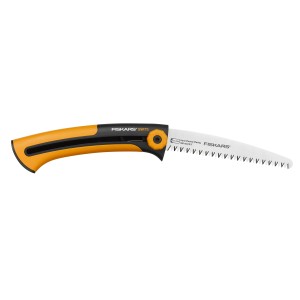 Fiskars Xtract SW73 Handsäge mit Grobzahnung für Gartenarbeiten.