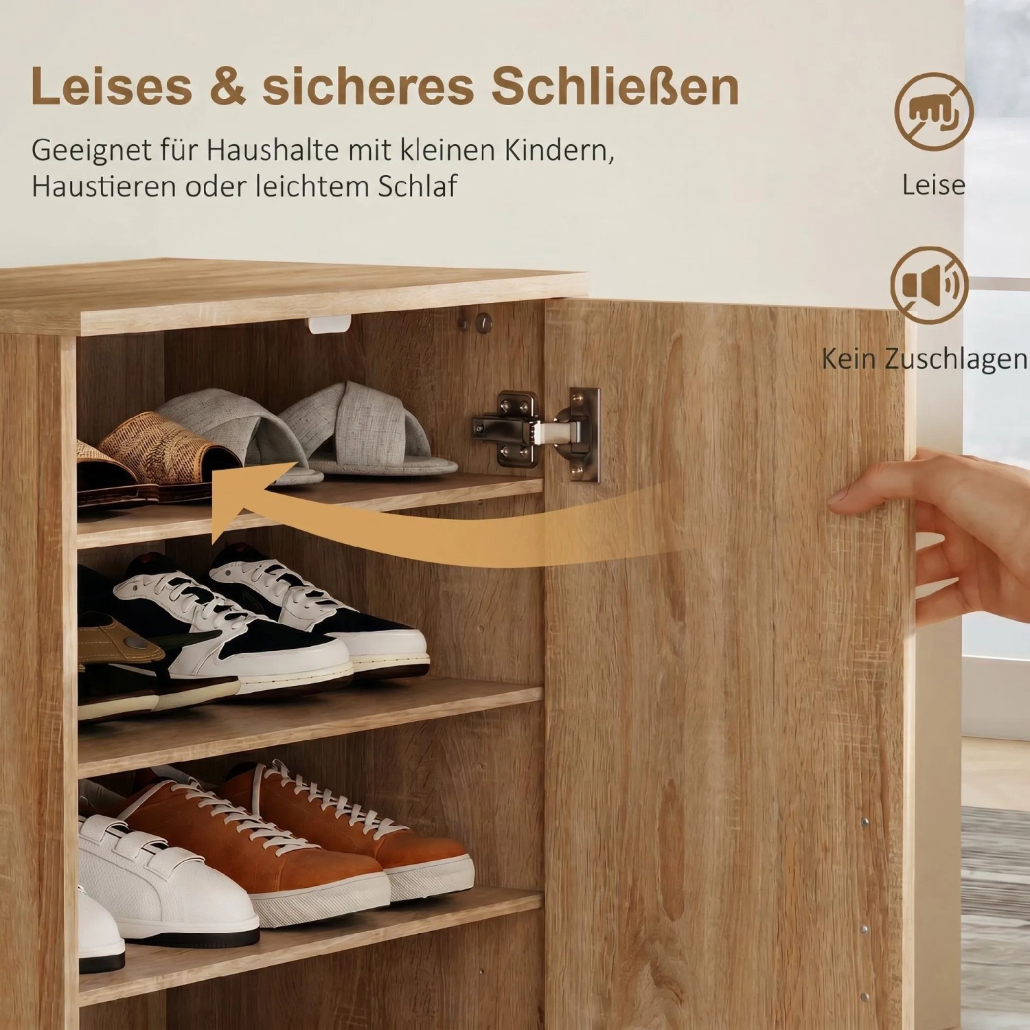 HOMCOM Schuhkommode Naturholz mit Soft-Close-Tür. Innenfächer mit Schuhen, Hand schließt leise. Für ruhige Haushalte.