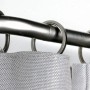 Ausziehbare Gardinenstange in Edelstahl-Optik mit Gardinenringen, Länge 120-210 cm.