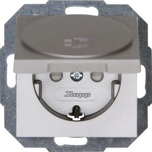 Kopp Steckdose Athenis Stahl, 1-fach mit Klappdeckel für erhöhten Berührungsschutz.