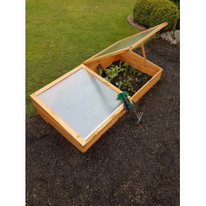 Doppeltes Frühbeet aus Holz, 140x70x28 cm, mit Polycarbonat-Verglasung. Ideal für den Garten.