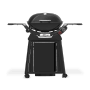 Schwarzer Weber Gasgrill Q2800N+ mit Rollwagen und Alugussgehäuse.