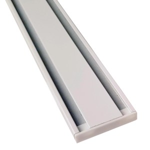 Weiße Bestlivings Aluminium Vorhangschiene, 2-läufig, 120 cm. Gardinenschiene für Vorhänge.